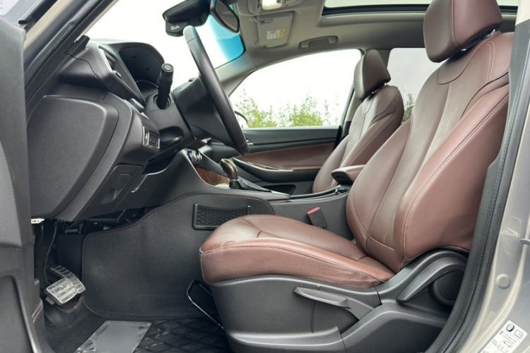 Used Buick GL6 2018 18T 6-Seater Prestige Model Left Front Seat