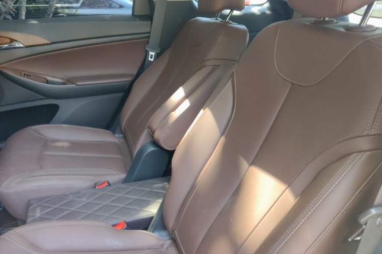Used Buick GL6 2018 18T 6-Seater Prestige Model Left Rear Seat