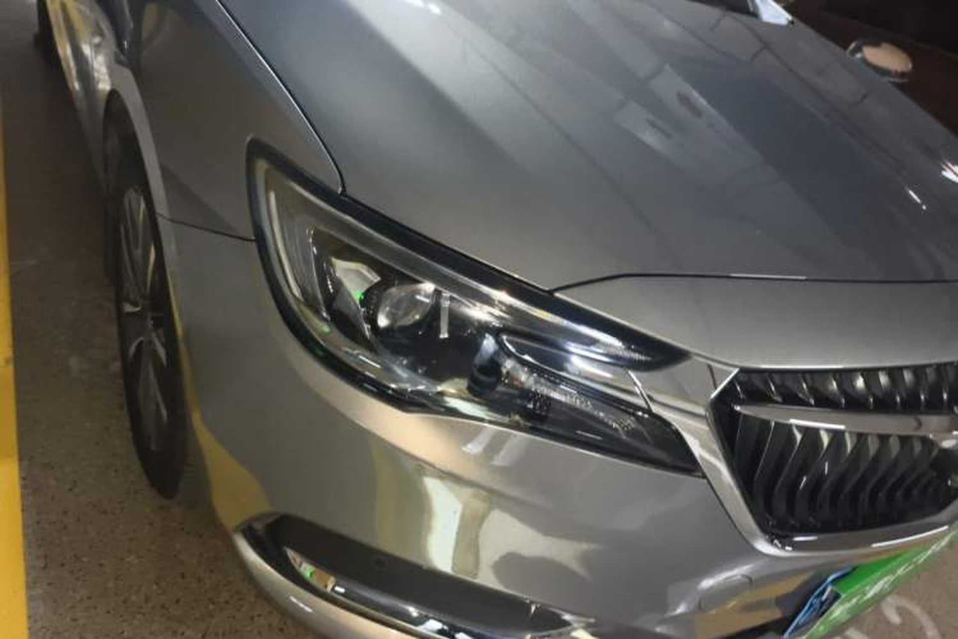 Used Buick GL6 2018 18T 6-Seater Prestige Model Right Front Headlight
