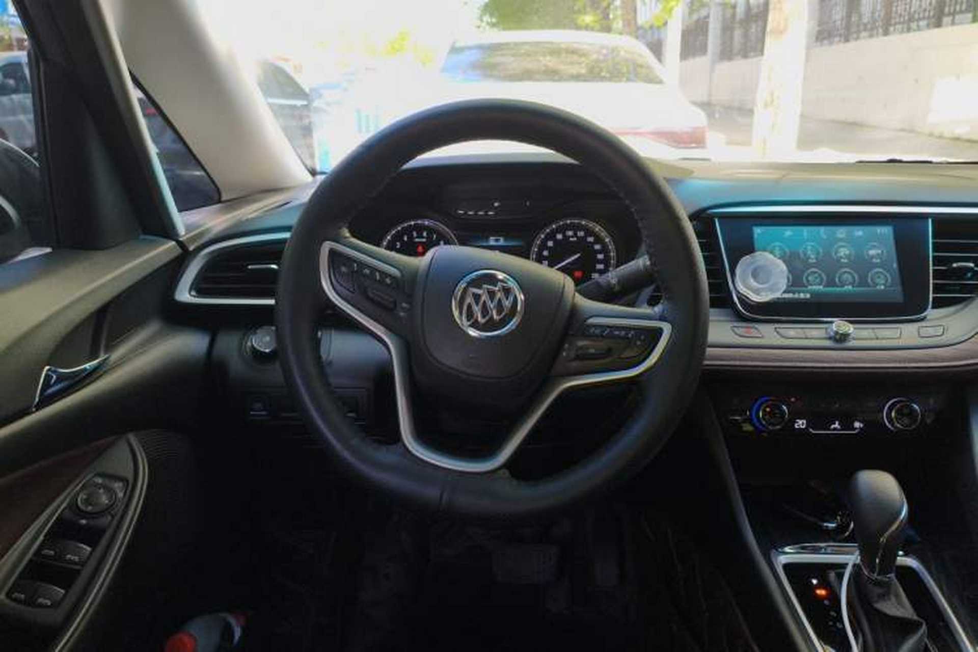 Used Buick GL6 2018 18T 6-Seater Luxury Model Steering Wheel