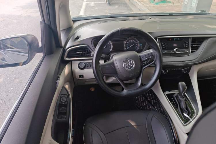 Used Buick GL6 2018 18T 6-Seater Elite Model Steering Wheel
