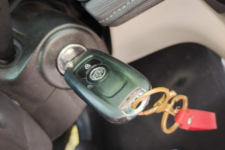 Used Buick GL6 2018 18T 5-Seater Elite Version Vehicle Key