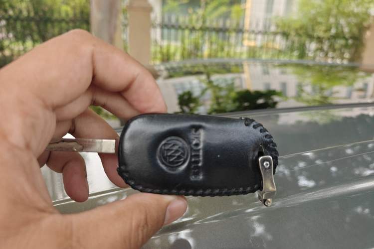 Used Buick GL6 2018 18T 6-Seater Elite Model Vehicle Key