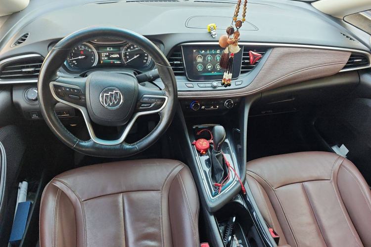 Used Buick GL6 2018 18T 6-Seater Prestige Model Center Console