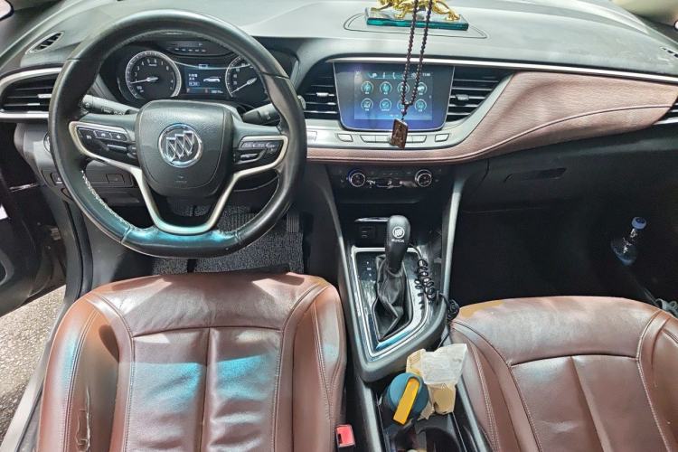 Used Buick GL6 2018 18T 6-Seater Luxury Model Center Console