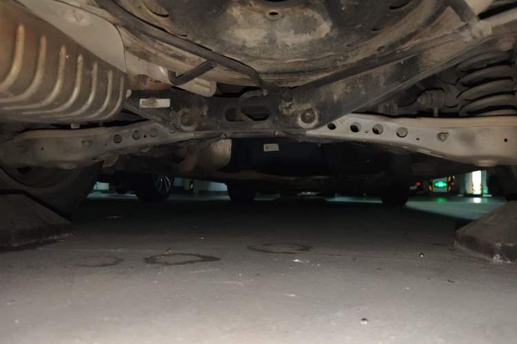 Used Buick GL6 2018 18T 6-Seater Luxury Model Chassis Rear