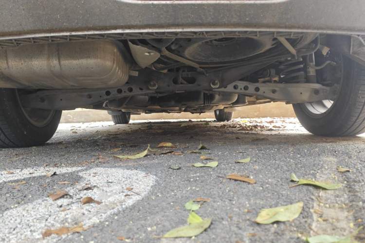 Used Buick GL6 2018 18T 6-Seater Elite Model Chassis Rear