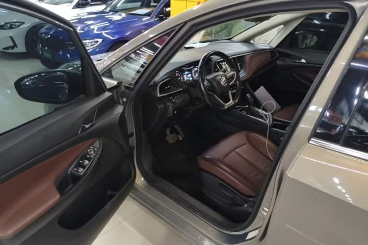 Used Buick GL6 2018 18T 6-Seater Luxury Model Driver Seat