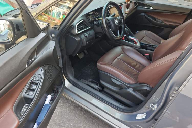 Used Buick GL6 2018 18T 6-Seater Prestige Model Driver Seat