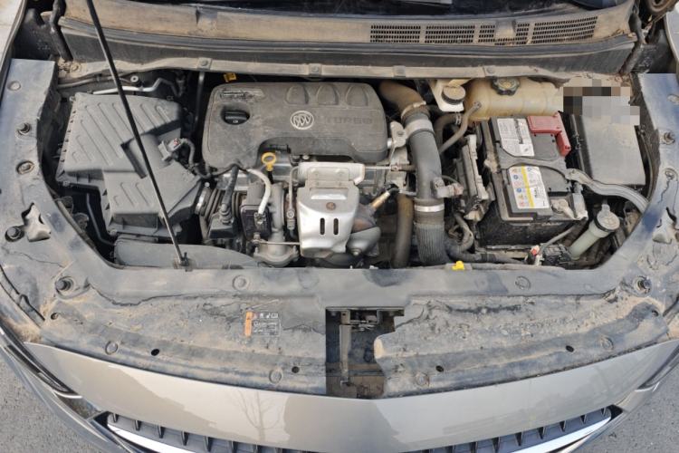 Used Buick GL6 2018 18T 6-Seater Elite Model Engine Bay