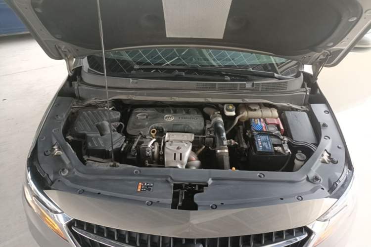 Used Buick GL6 2018 18T 6-Seater Elite Model Engine Bay