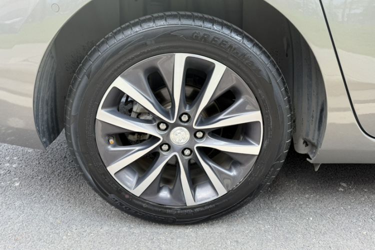 Used Buick GL6 2018 18T 6-Seater Prestige Model Exterior 6