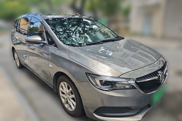 Used Buick GL6 2018 18T 6-Seater Luxury Model Front Right 45 Deg