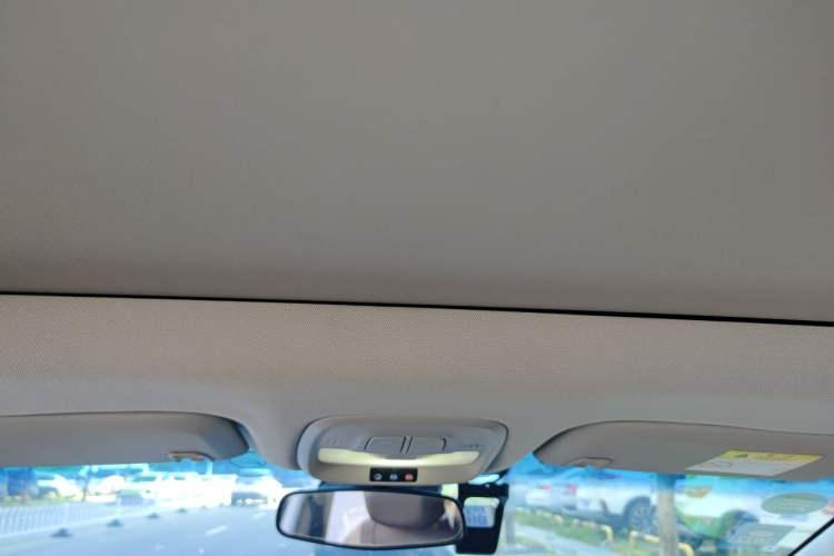 Used Buick GL6 2018 18T 6-Seater Luxury Model Headliner