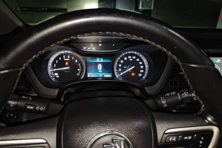 Used Buick GL6 2018 18T 6-Seater Prestige Model Instrument Cluster