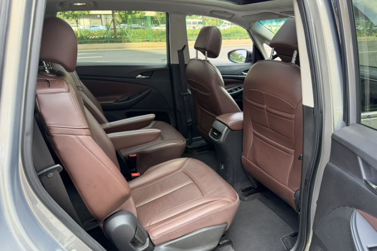 Used Buick GL6 2018 18T 6-Seater Prestige Model Interior 6