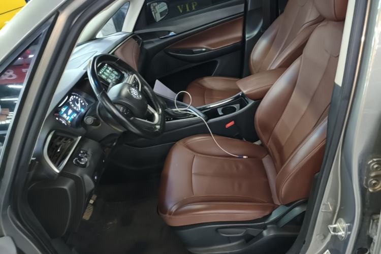 Used Buick GL6 2018 18T 6-Seater Luxury Model Left Front Seat