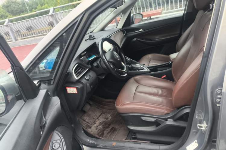 Used Buick GL6 2018 18T 6-Seater Luxury Model Left Front Seat