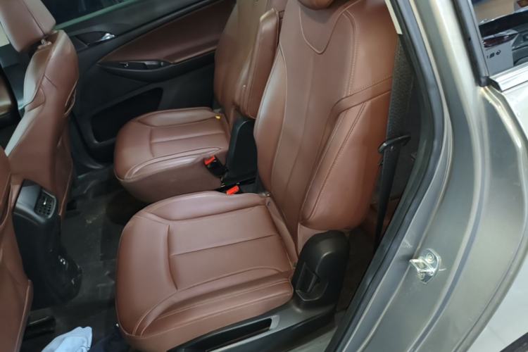 Used Buick GL6 2018 18T 6-Seater Luxury Model Left Rear Seat