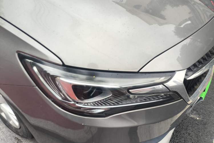 Used Buick GL6 2018 18T 6-Seater Luxury Model Right Front Headlight