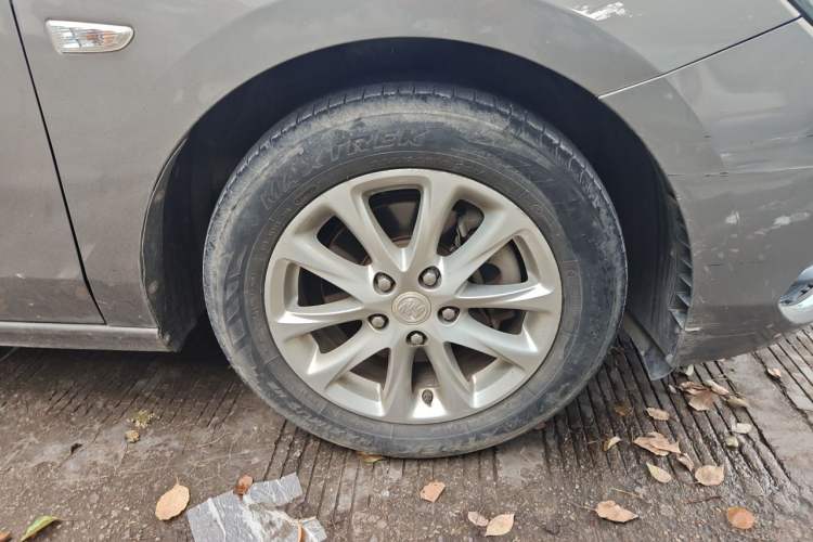 Used Buick GL6 2018 18T 6-Seater Luxury Model Right Front Wheel Hub