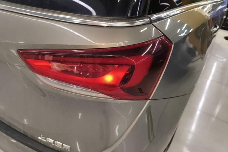 Used Buick GL6 2018 18T 6-Seater Luxury Model Right Rear Taillight