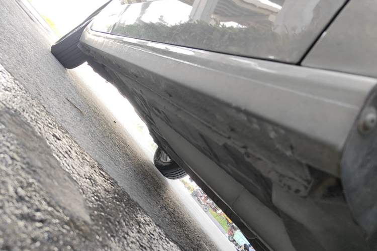 Used Buick GL6 2018 18T 6-Seater Elite Model Right Side Sill
