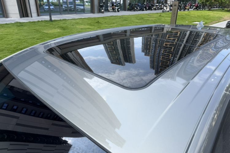Used Buick GL6 2018 18T 6-Seater Prestige Model Roof