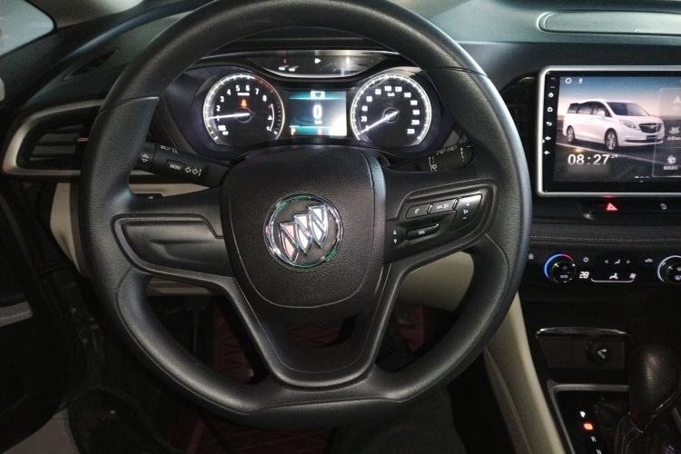 Used Buick GL6 2018 18T 6-Seater Elite Model Steering Wheel