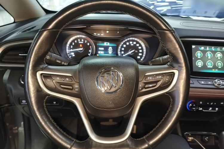 Used Buick GL6 2018 18T 6-Seater Luxury Model Steering Wheel
