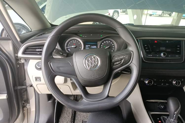 Used Buick GL6 2018 18T 6-Seater Elite Model Steering Wheel