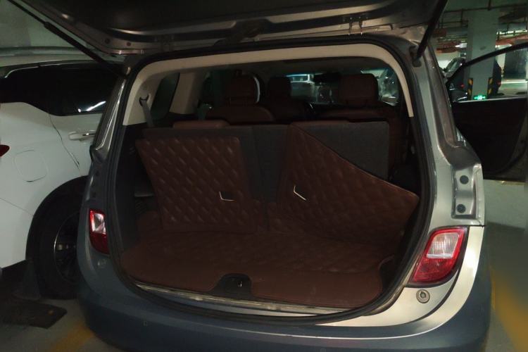 Used Buick GL6 2018 18T 6-Seater Luxury Model Trunk