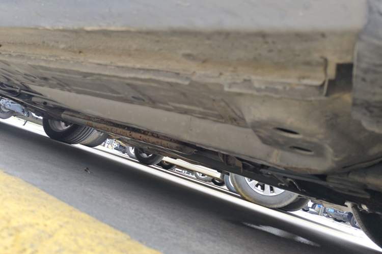 Used Buick GL6 2018 18T 6-Seater Prestige Model Chassis Front Right