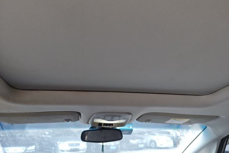 Used Buick GL6 2018 18T 6-Seater Prestige Model Headliner