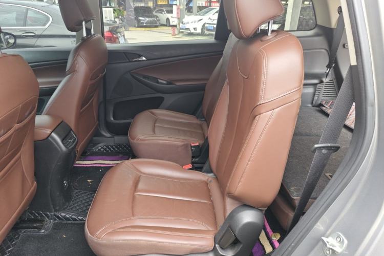 Used Buick GL6 2018 18T 6-Seater Prestige Model Left Rear Seat