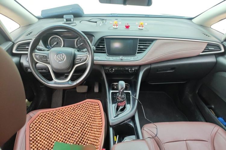 Used Buick GL6 2018 18T 5-seat Luxury Model Center Console