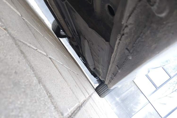 Used Buick GL6 2018 18T 6-Seater Luxury Model Chassis Rear Right