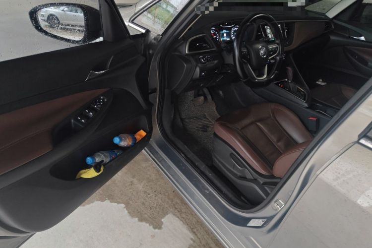Used Buick GL6 2018 18T 6-Seater Luxury Model Driver Seat