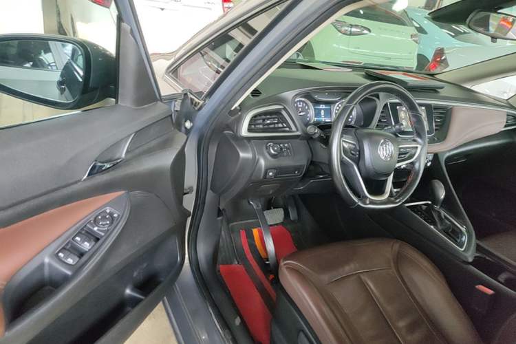 Used Buick GL6 2018 18T 6-Seater Luxury Model Driver Seat