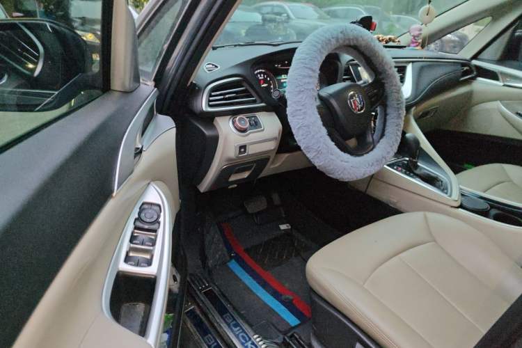 Used Buick GL6 2018 18T 6-Seater Elite Custom Edition Driver Seat
