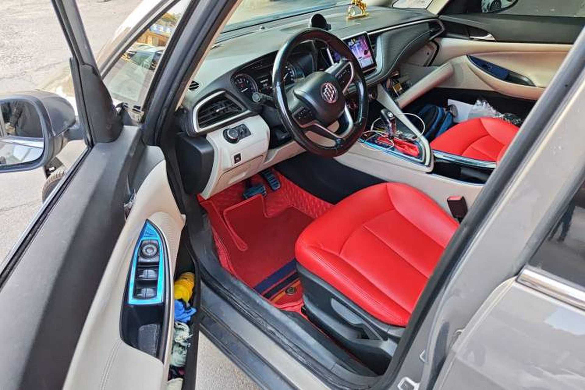 Used Buick GL6 2018 18T 6-Seater Elite Model Driver Seat