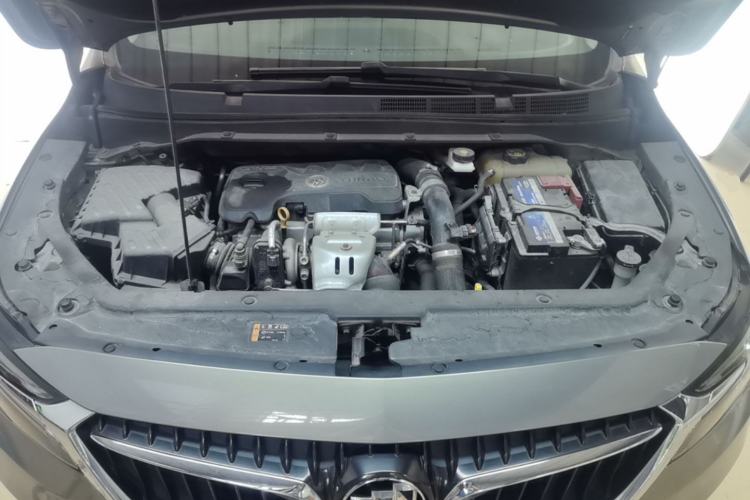 Used Buick GL6 2018 18T 6-Seater Prestige Model Engine Bay