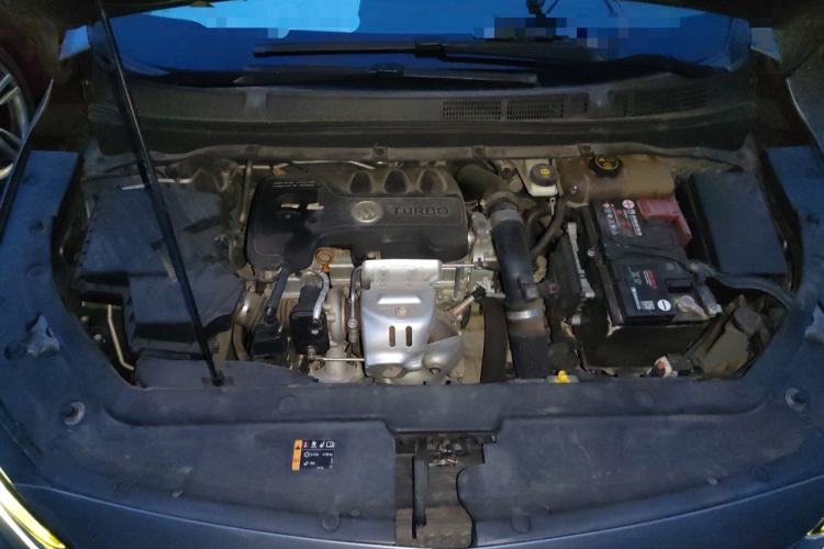 Used Buick GL6 2018 18T 6-Seater Luxury Model Engine Bay
