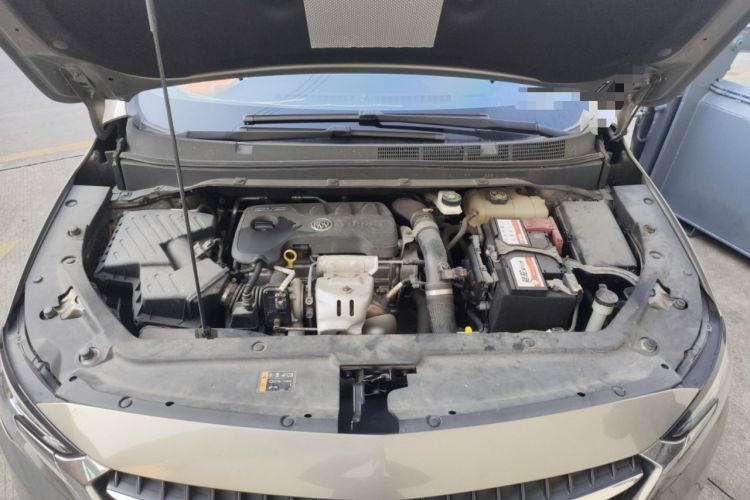 Used Buick GL6 2018 18T 6-Seater Prestige Model Engine Bay