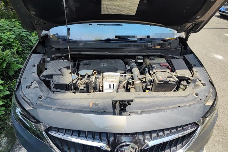 Used Buick GL6 2018 18T 6-Seater Luxury Model Engine Bay