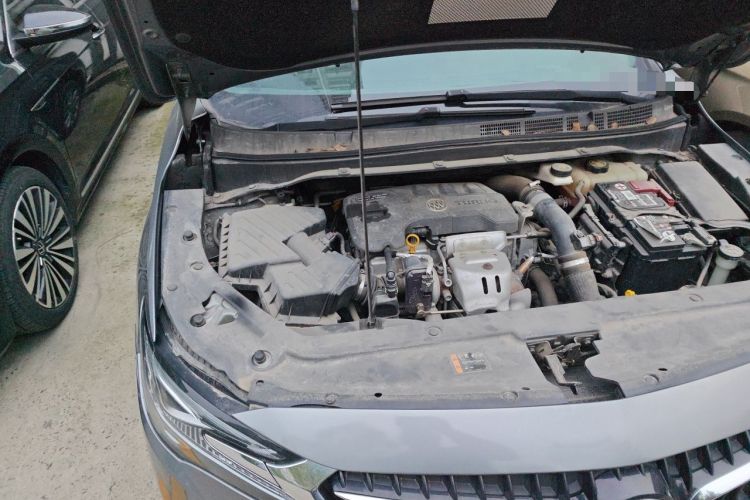 Used Buick GL6 2018 18T 6-Seater Elite Custom Edition Engine Bay Right