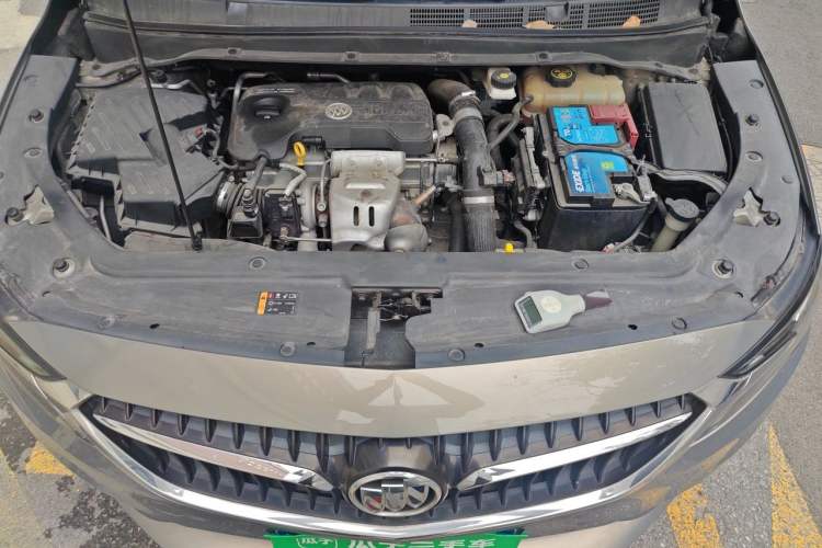 Used Buick GL6 2018 18T 6-Seater Luxury Model Engine Bay