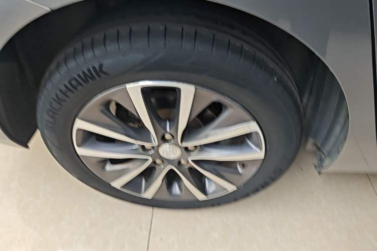 Used Buick GL6 2018 18T 6-Seater Prestige Model Exterior 5