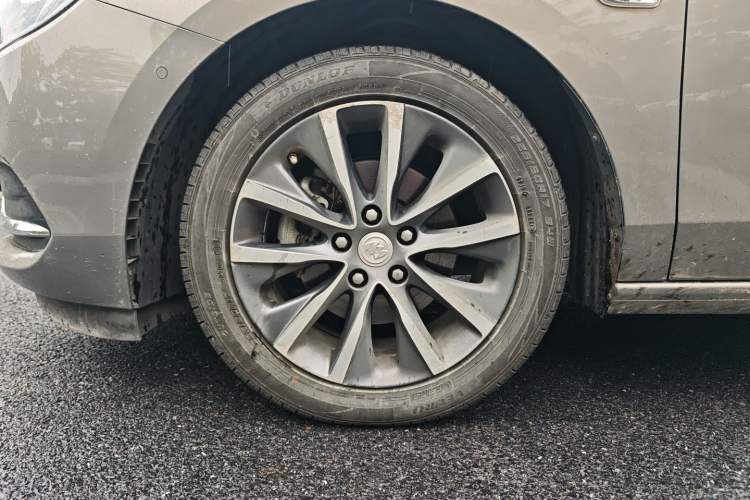 Used Buick GL6 2018 18T 6-Seater Prestige Model Exterior 5