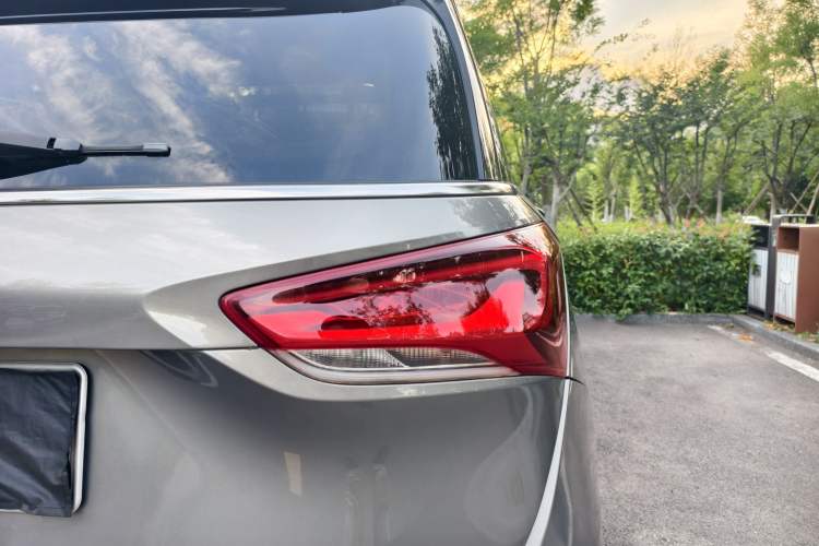 Used Buick GL6 2018 18T 6-Seater Luxury Model Exterior 6